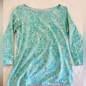 LILLY PULITZER “Andi” 3/4 sleeve Shorely blue boat neck “cocktail”top M
$25